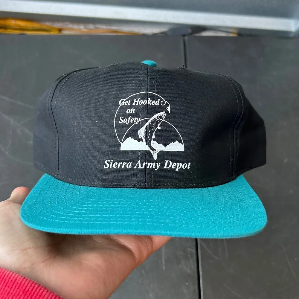 Vintage Sierra Army Depot Fishing Get‎ Hooked on Safety Snapback Hat Black Teal